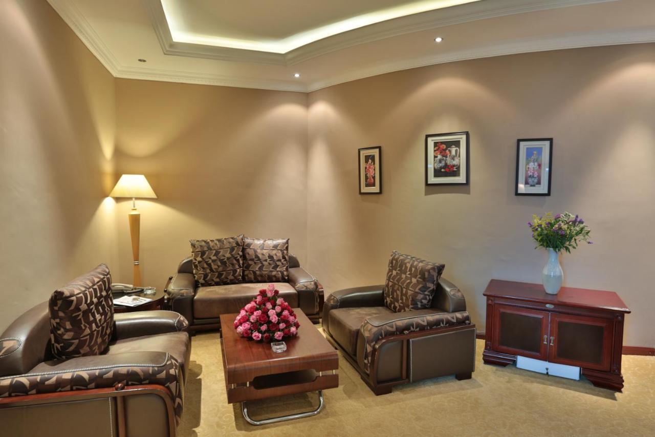 Friendship International Hotel Addis Abeba Buitenkant foto